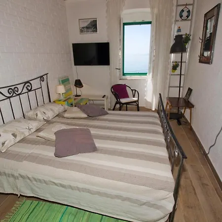 Stonehouse Katarina Holiday home